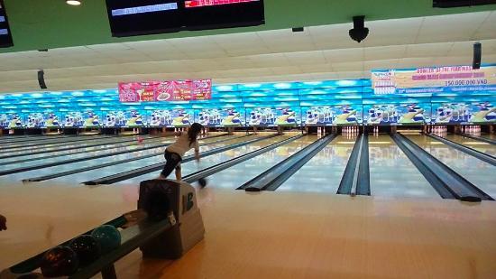 Saigon Superbowl Bowling Salonu